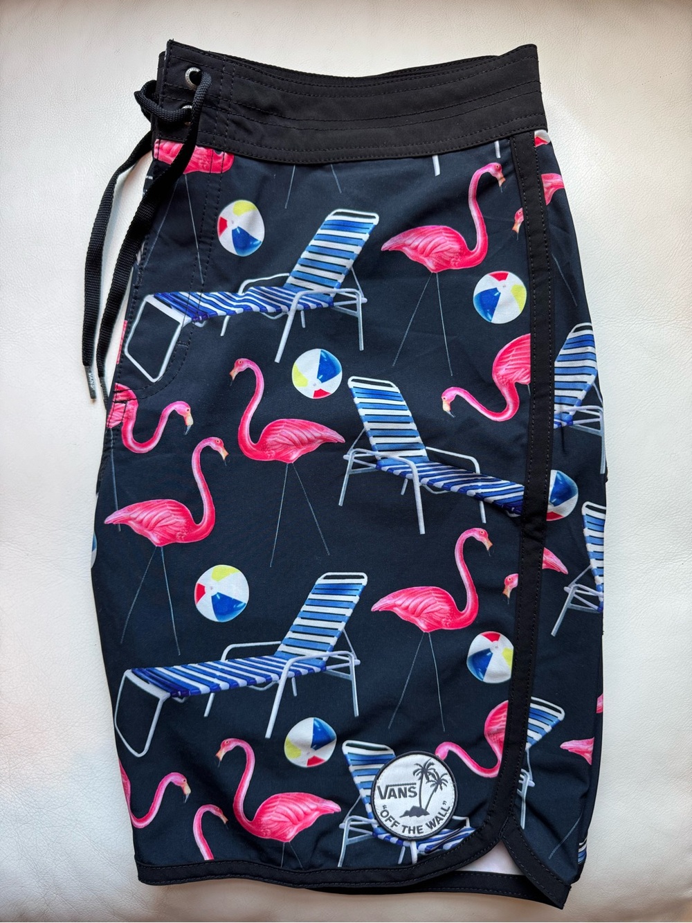 Vans Flamingo Swim Trunks Board Shorts Men’s Size 32 Black Pink